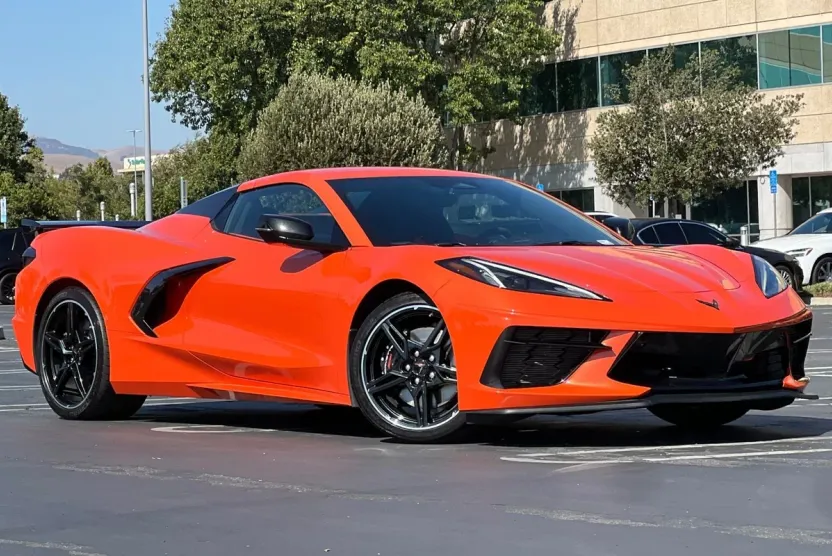 2025 Chevrolet Corvette Stingray 3LT photo 1