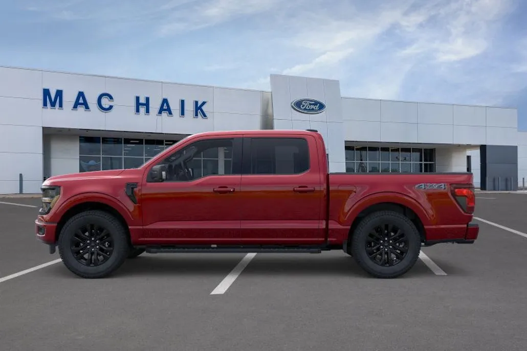 2025 Ford F-150 XLT photo 1