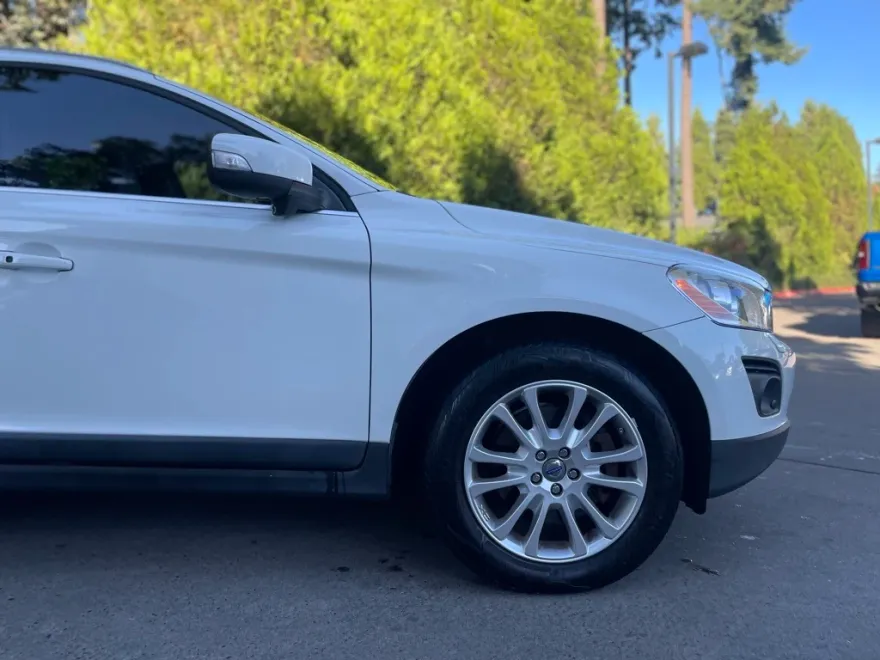 2010 Volvo XC60 T6 photo 1