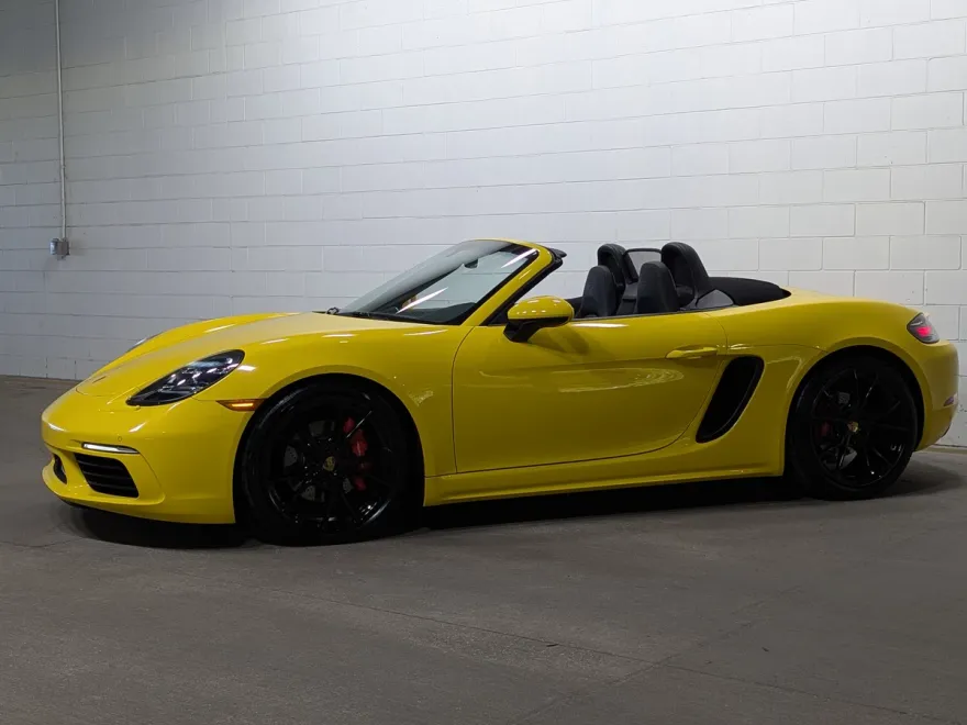 2024 Porsche Boxster S photo 1