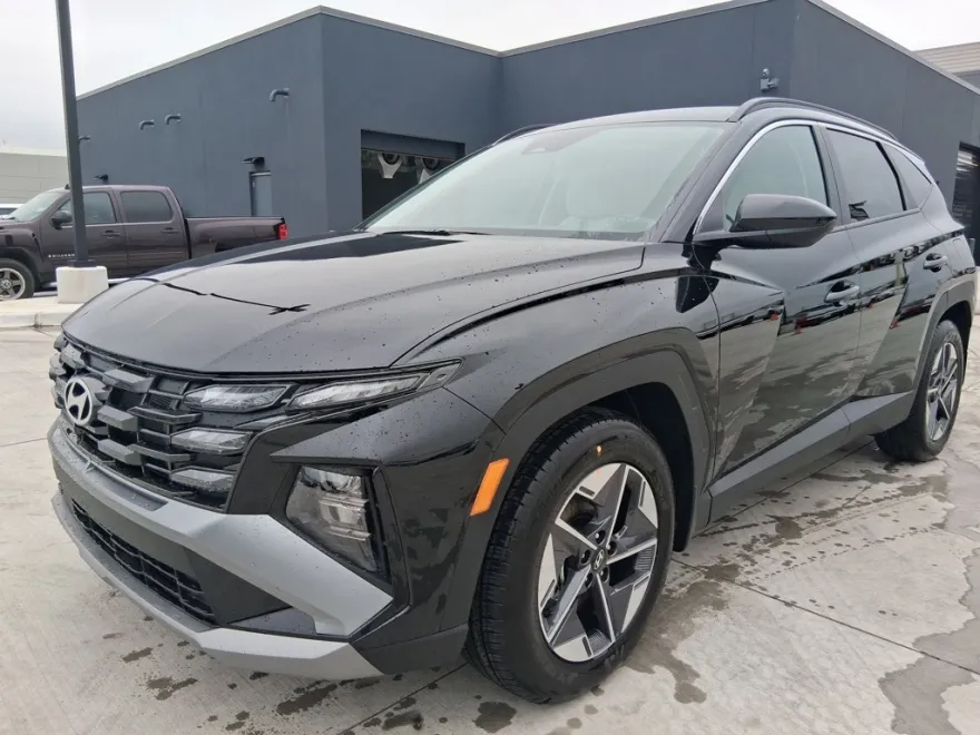 2026 Hyundai Tucson SEL photo 1