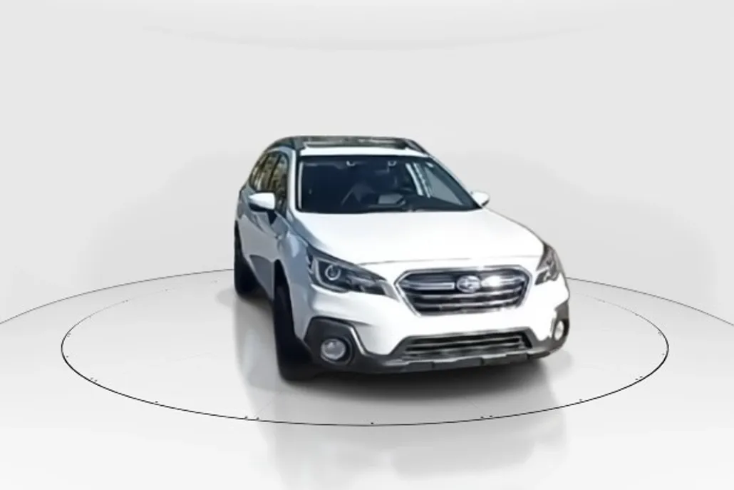 2019 Subaru Outback 3.6R Limited photo 1