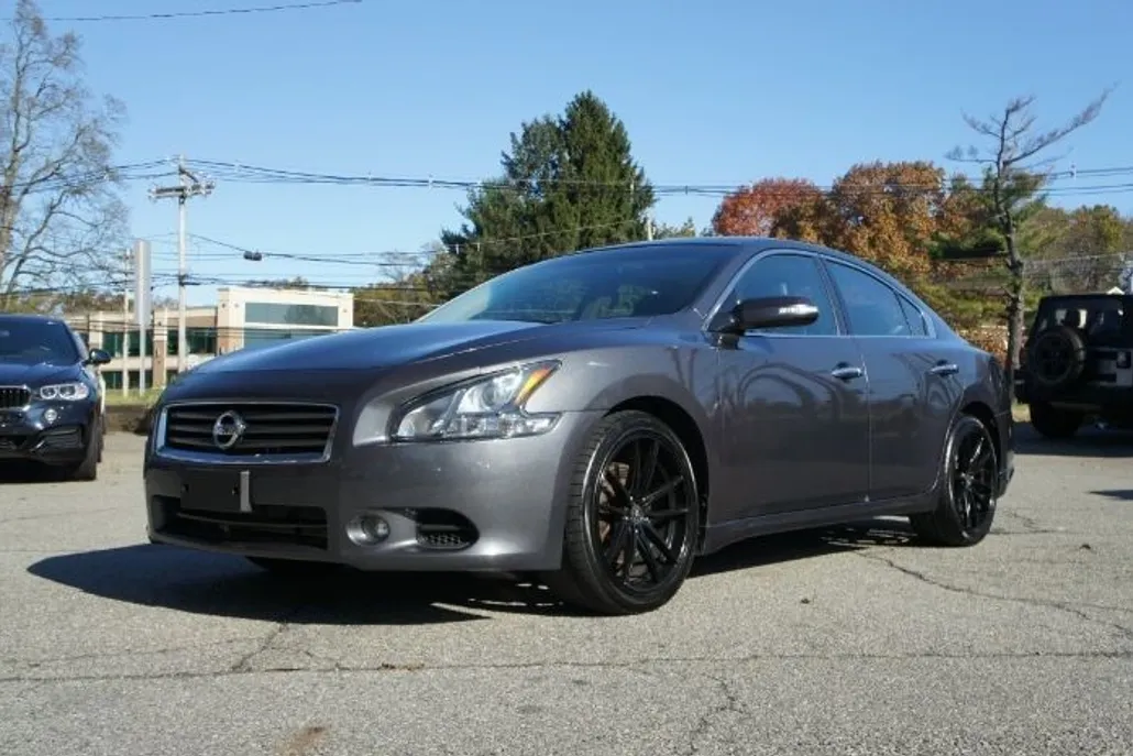 2013 Nissan Maxima SV Sport photo 1
