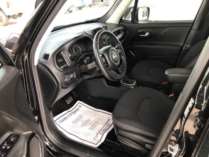 2018 Jeep Renegade Latitude North Edition photo 1