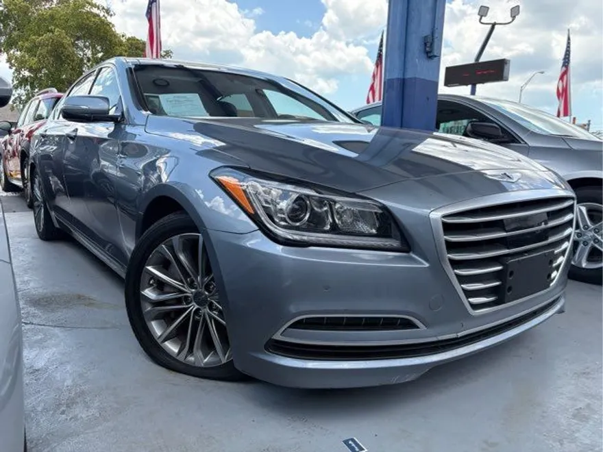 2015 Hyundai Genesis 3.8 photo 1