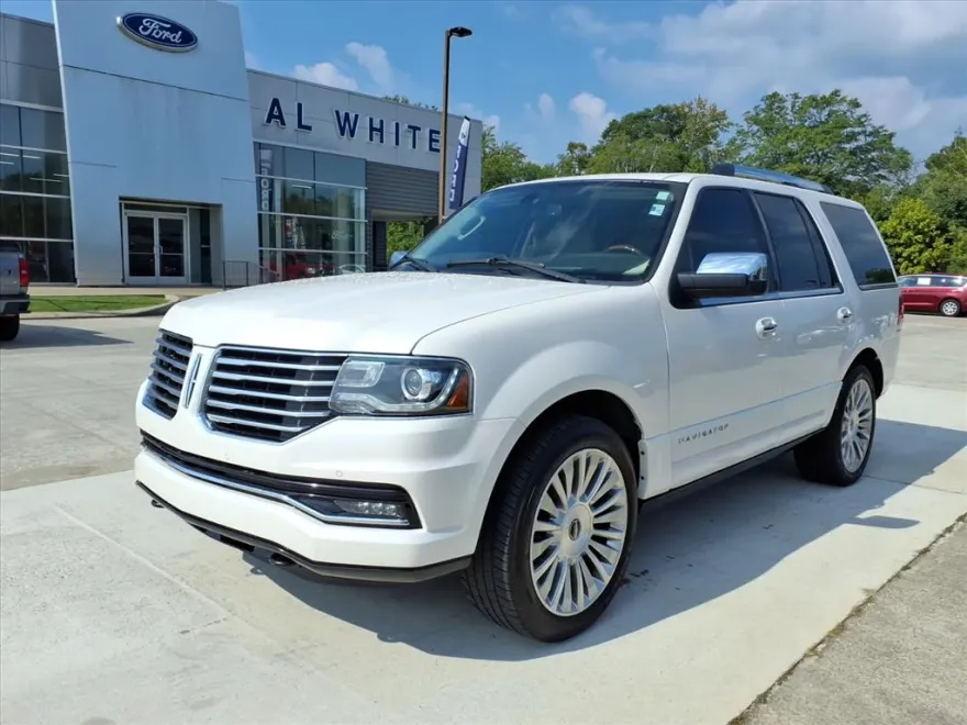 2017 Lincoln Navigator Reserve photo 1
