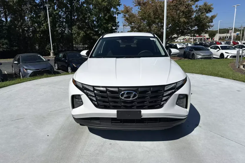 2024 Hyundai Tucson SEL photo 1
