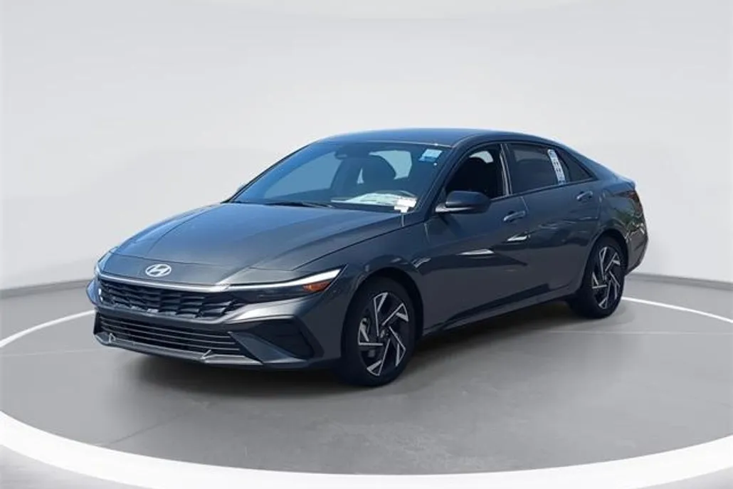 2025 Hyundai Elantra Hybrid SEL Sport photo 1