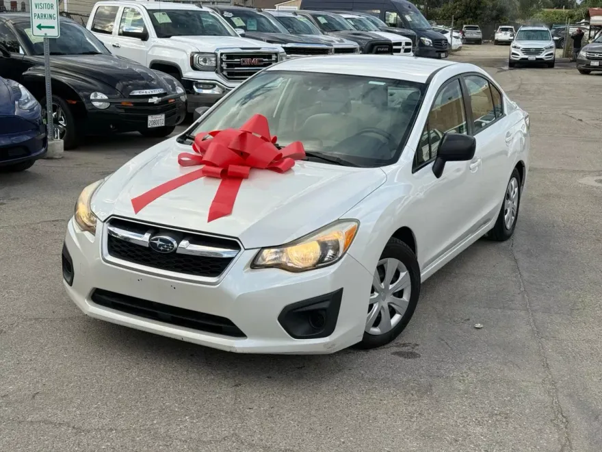 2013 Subaru Impreza Base photo 1