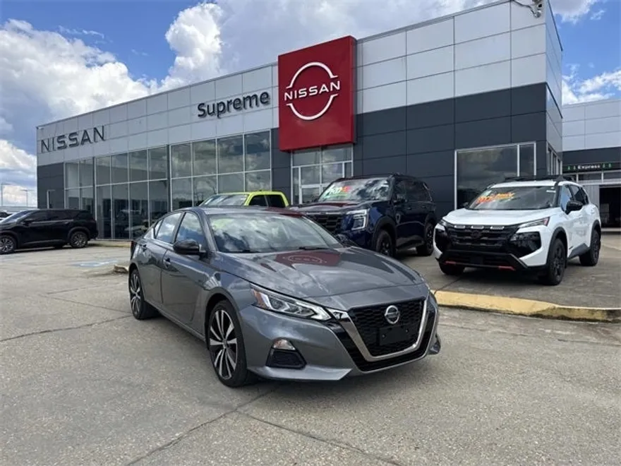 2020 Nissan Altima 2.5 SR photo 1