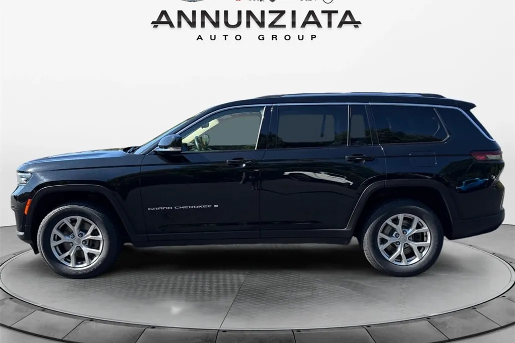 2021 Jeep Grand Cherokee Limited photo 1
