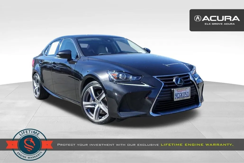 2017 Lexus IS 200t photo 1