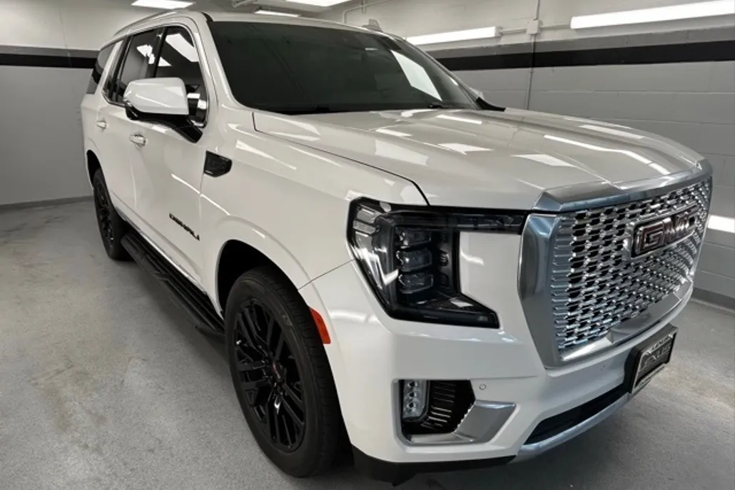 2023 Gmc Yukon Denali photo 1