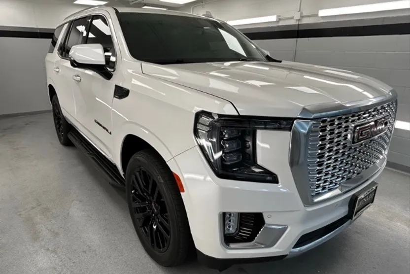 2023 Gmc Yukon Denali photo 1