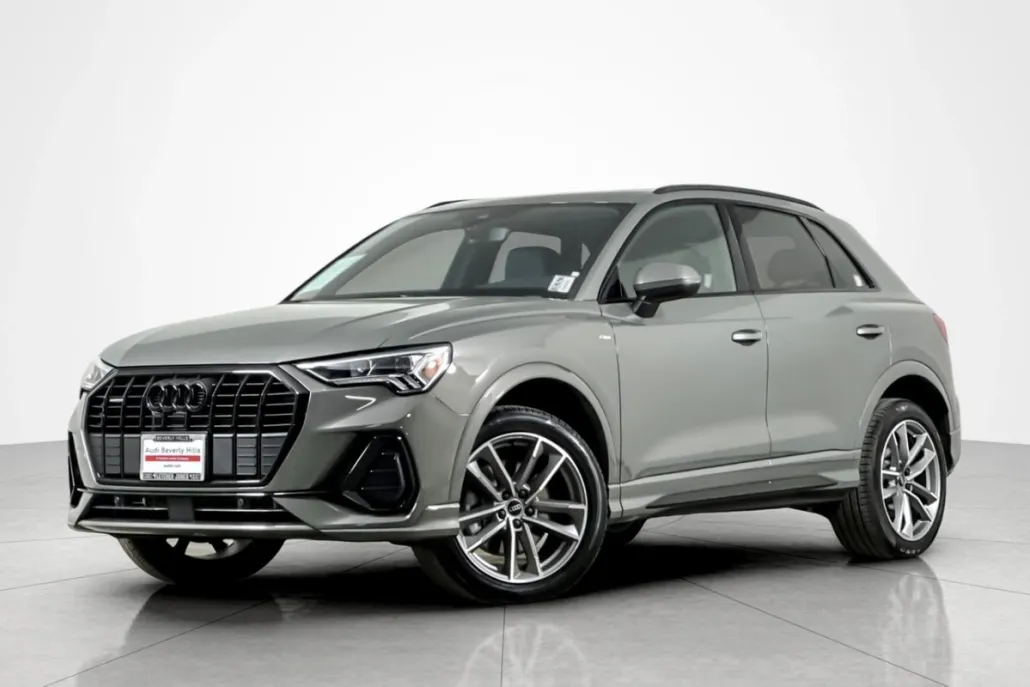 2025 Audi Q3 S line Premium 45 TFSI photo 1