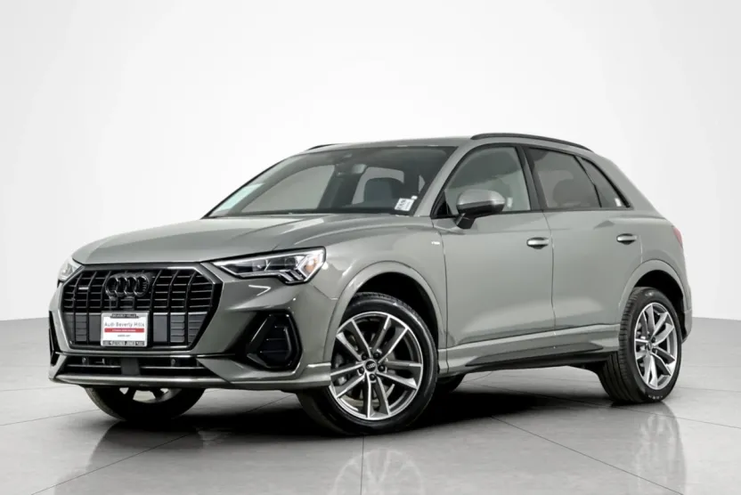 2025 Audi Q3 S line Premium 45 TFSI photo 1