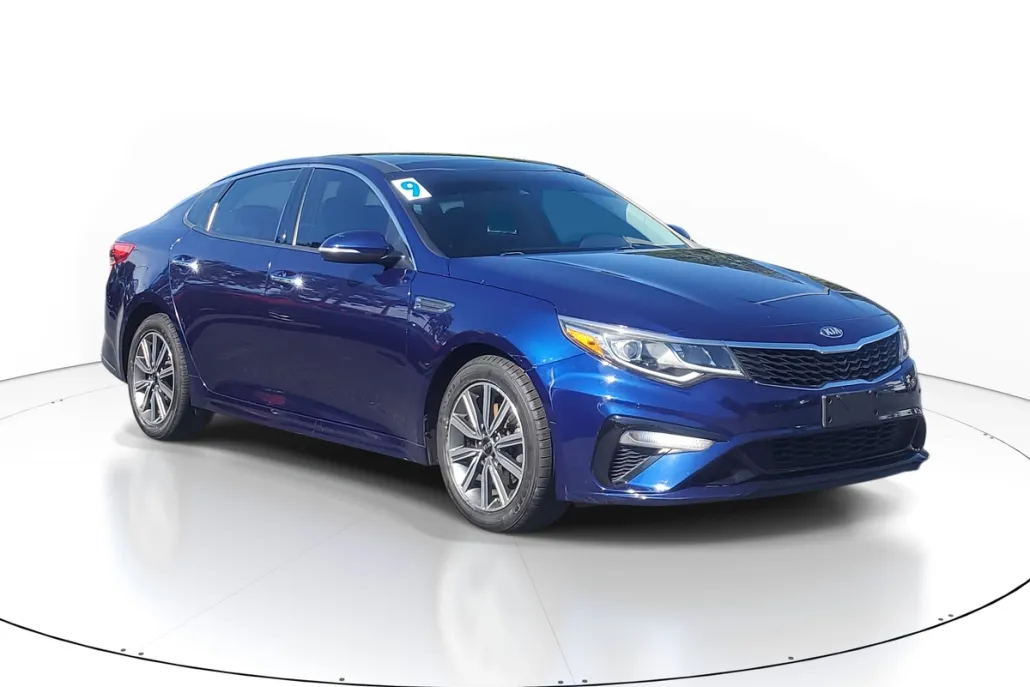 2019 Kia Optima LX photo 1