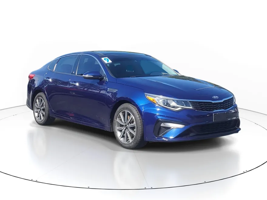 2019 Kia Optima LX photo 1