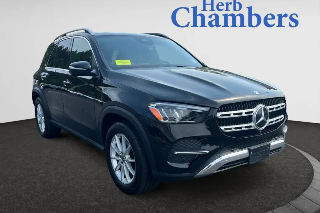 2024 Mercedes Benz GLE 450e photo 1