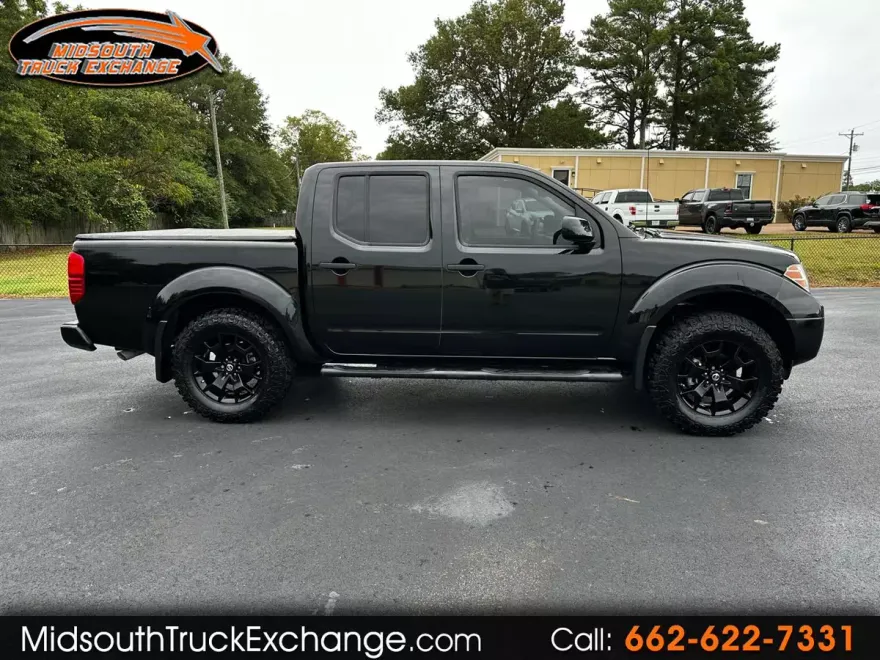 2018 Nissan Frontier SV photo 1