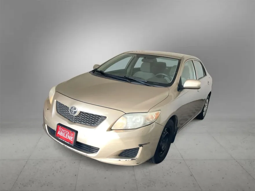 2009 Toyota Corolla LE photo 1