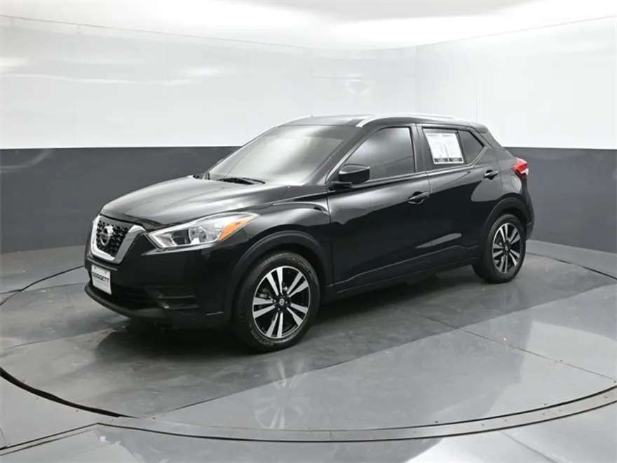 2019 Nissan Kicks SV photo 1