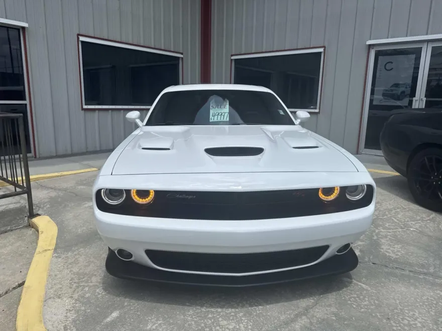 2023 Dodge Challenger R/T Scat Pack photo 1
