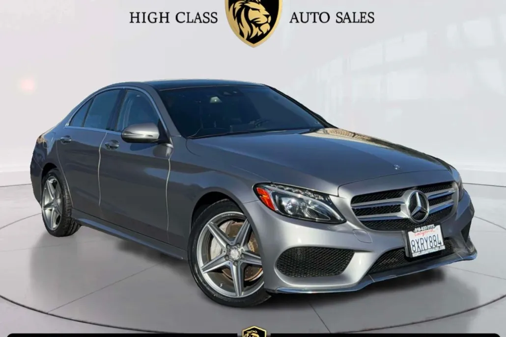 2016 Mercedes Benz C 300 Luxury photo 1