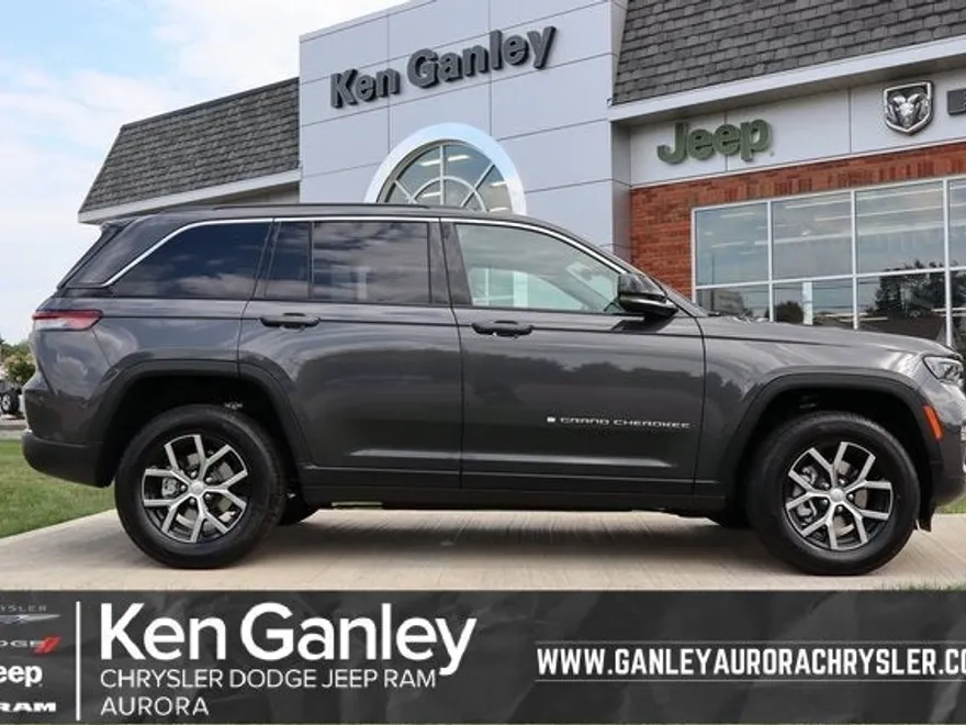 2025 Jeep Grand Cherokee Limited photo 1