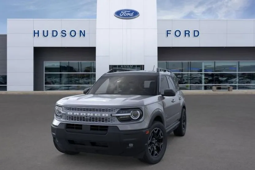 2025 Ford Bronco Sport Outer Banks photo 1
