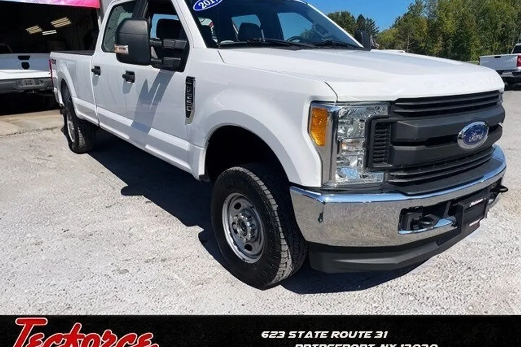 2017 Ford F-250 XL photo 1