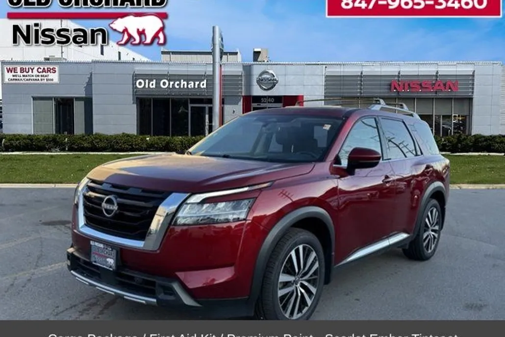 2023 Nissan Pathfinder Platinum photo 1