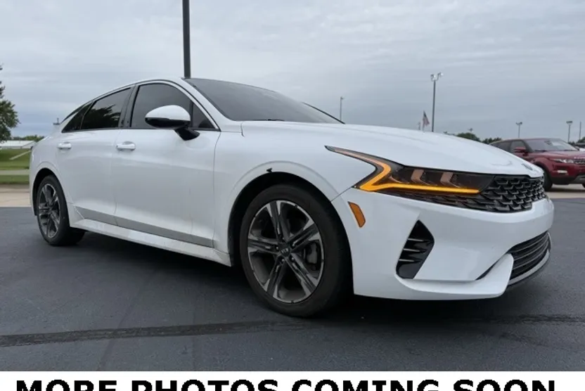 2021 Kia K5 EX photo 1