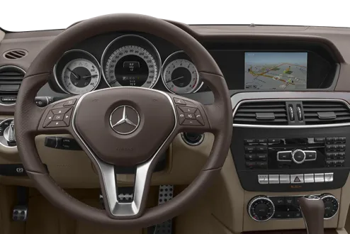 2013 Mercedes Benz C Luxury photo 2