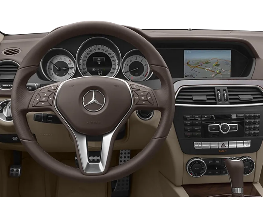 2013 Mercedes Benz C Luxury photo 2