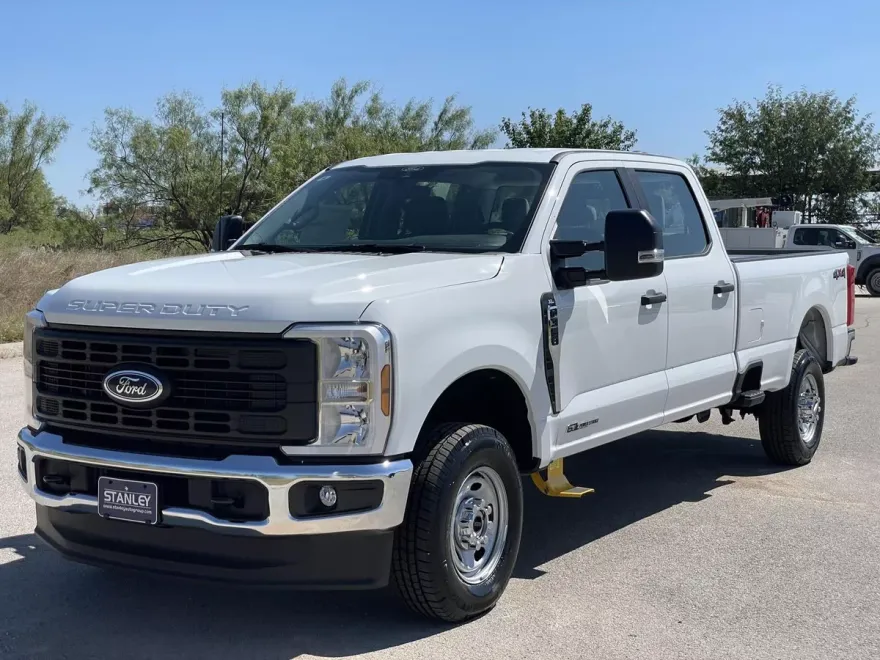 2026 Ford F-350 XL photo 1
