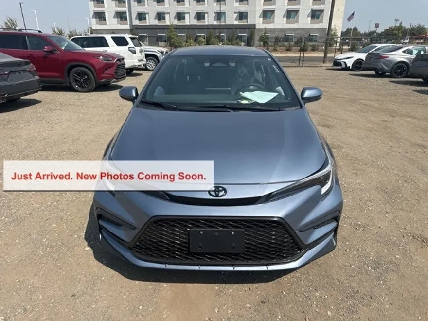 2025 Toyota Corolla SE photo 1