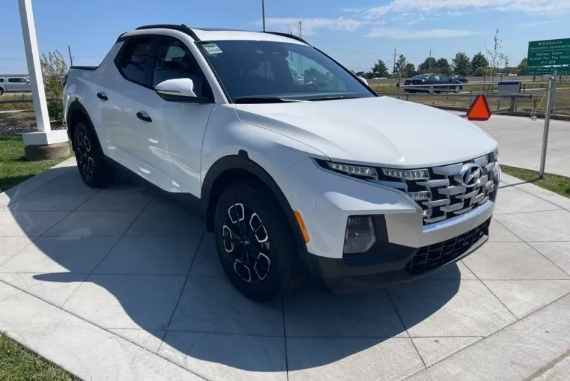 2024 Hyundai Santa Cruz SEL photo 1