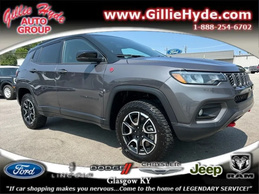 2024 Jeep Compass Trailhawk photo 1