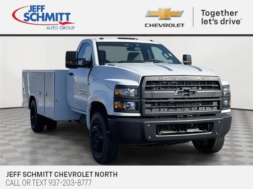 2024 Chevrolet Silverado 5500HD Work Truck photo 1