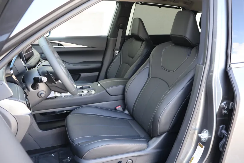 2026 Infiniti QX60 Luxe photo 1