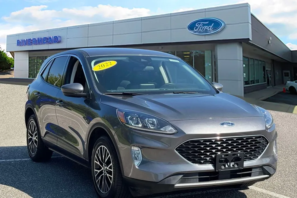 2022 Ford Escape SEL Plug-In Hybrid photo 1