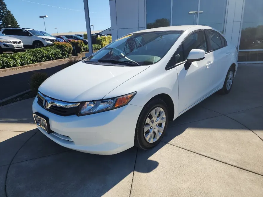 2012 Honda Civic LX photo 1