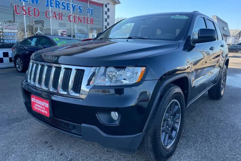 2013 Jeep Grand Cherokee Altitude photo 1
