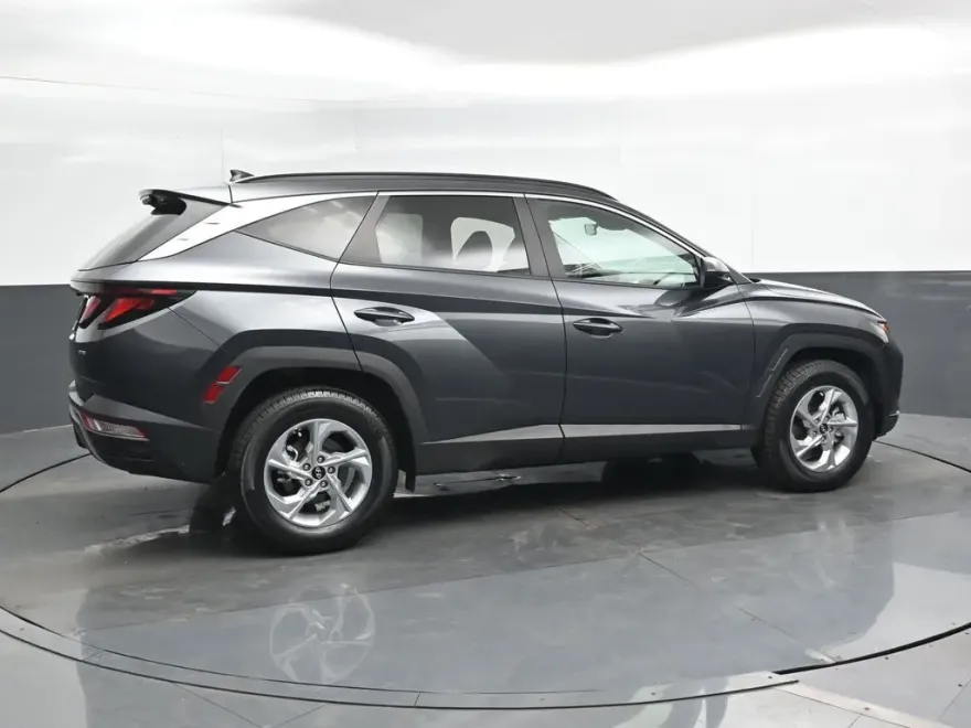 2024 Hyundai Tucson SEL photo 1