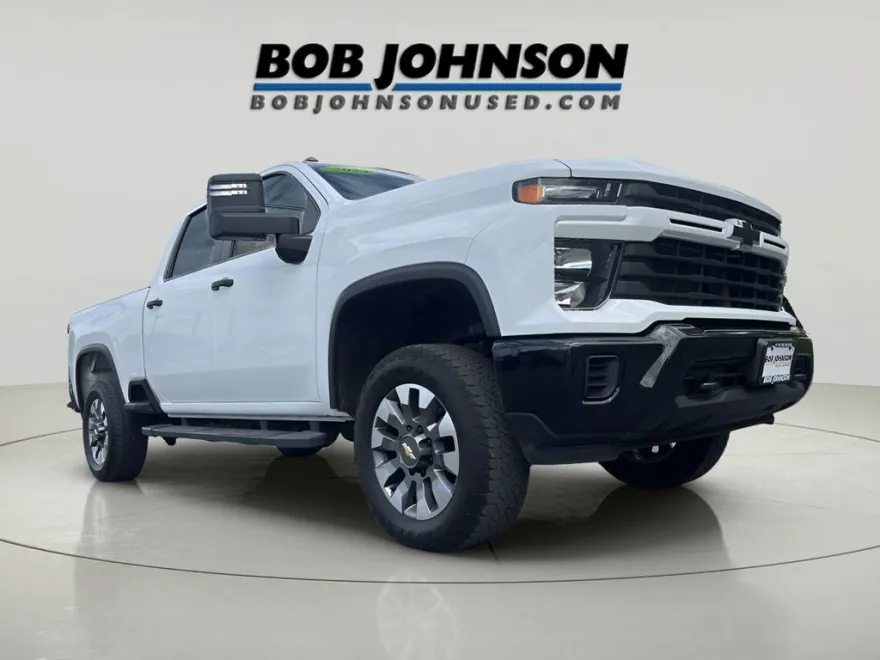 2024 Chevrolet Silverado 2500HD Custom photo 1
