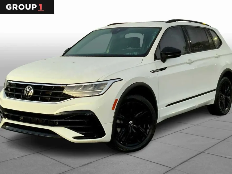 2022 Volkswagen Tiguan SE R-Line Black photo 1
