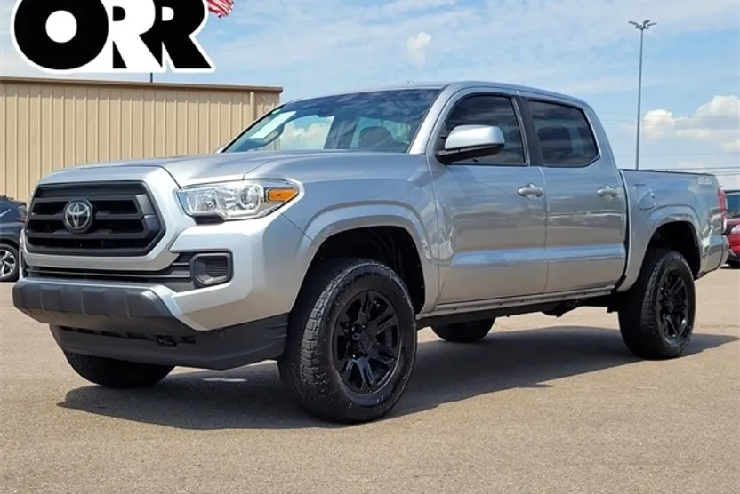 2022 Toyota Tacoma SR Double Cab photo 1