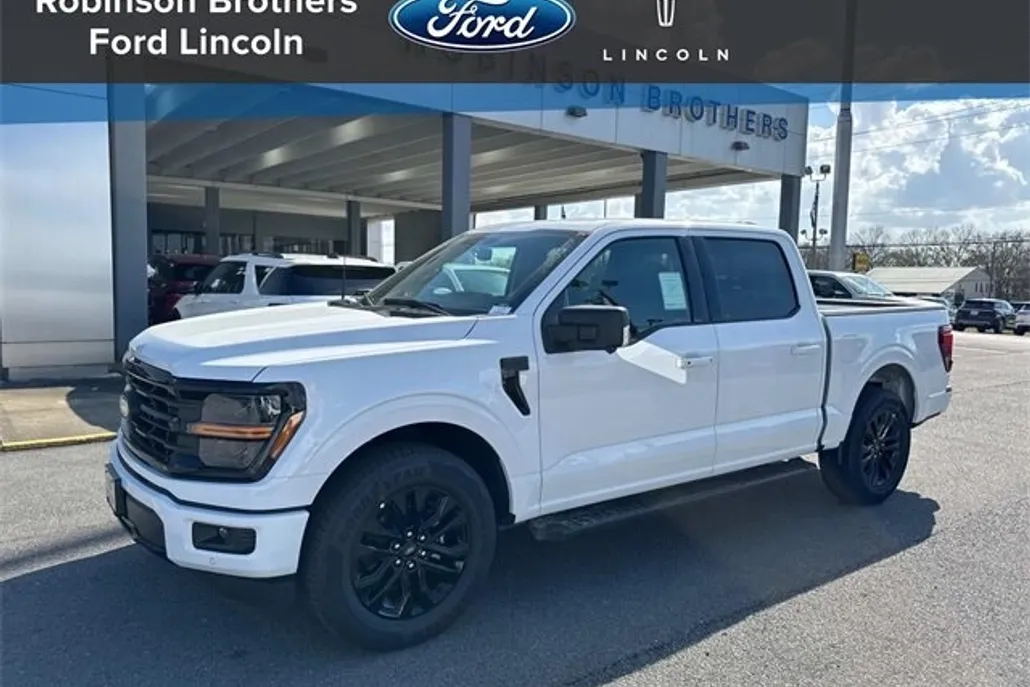2025 Ford F-150 XLT photo 1