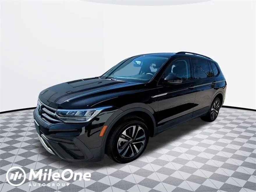 2022 Volkswagen Tiguan S photo 1